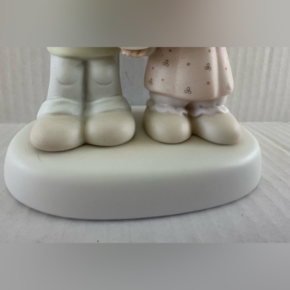 Precious Moments 10th Anniversary Cake Topper - Cream and Pink - Picture 12 of 16